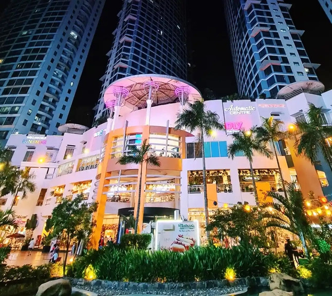 Eastwood Mall