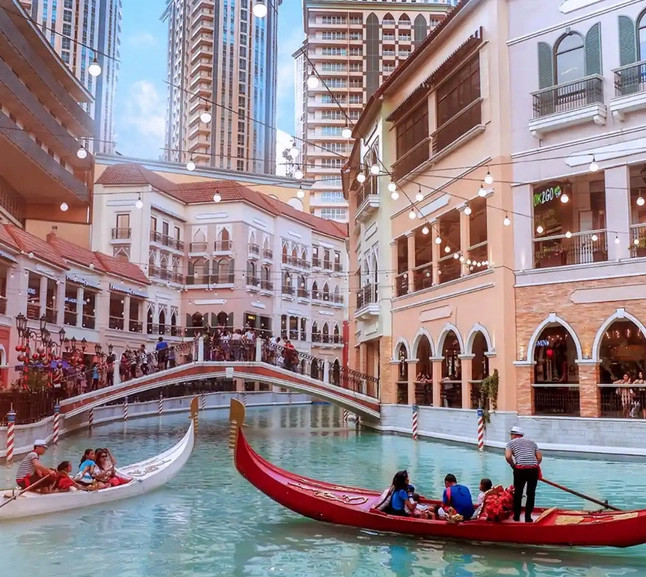 Venice Grand Canal Mall